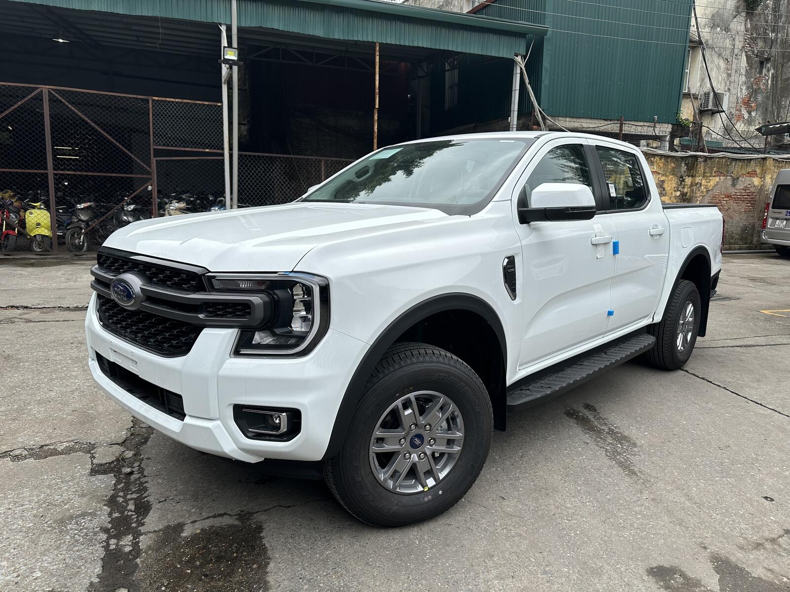 ford ranger xls 4x2 - Hình 2