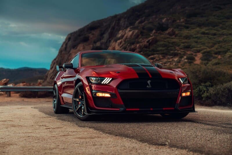 ford shelby gt500 - Hình 3