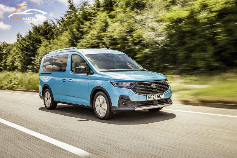 ford tourneo - Hình 2