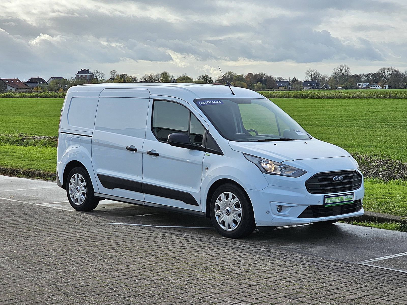 ford transit connect - Hình 2