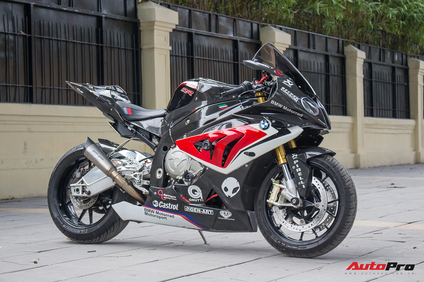 giá bmw s1000rr cũ - Hình 1