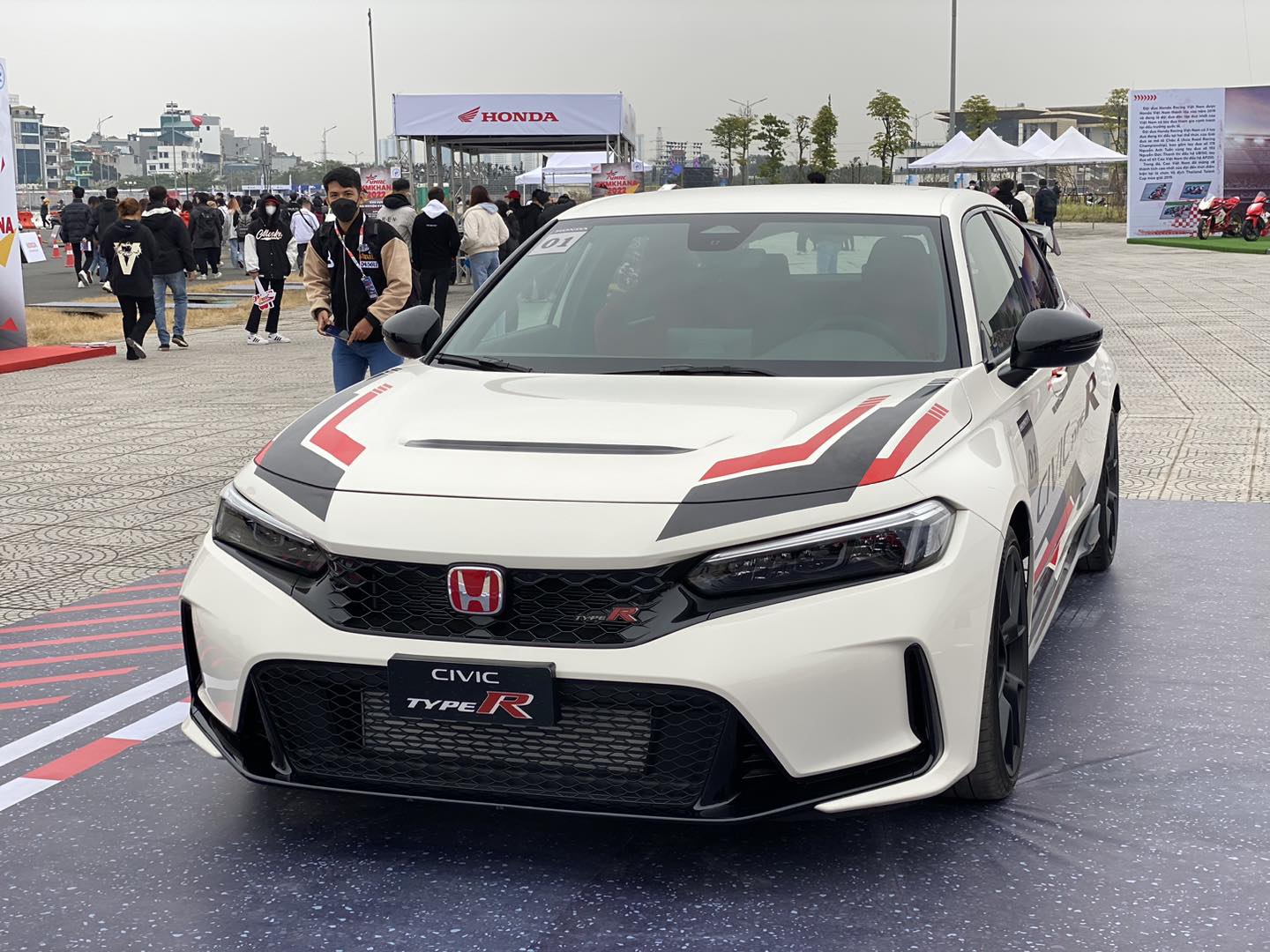 giá honda civic type r tại việt nam - Hình 4