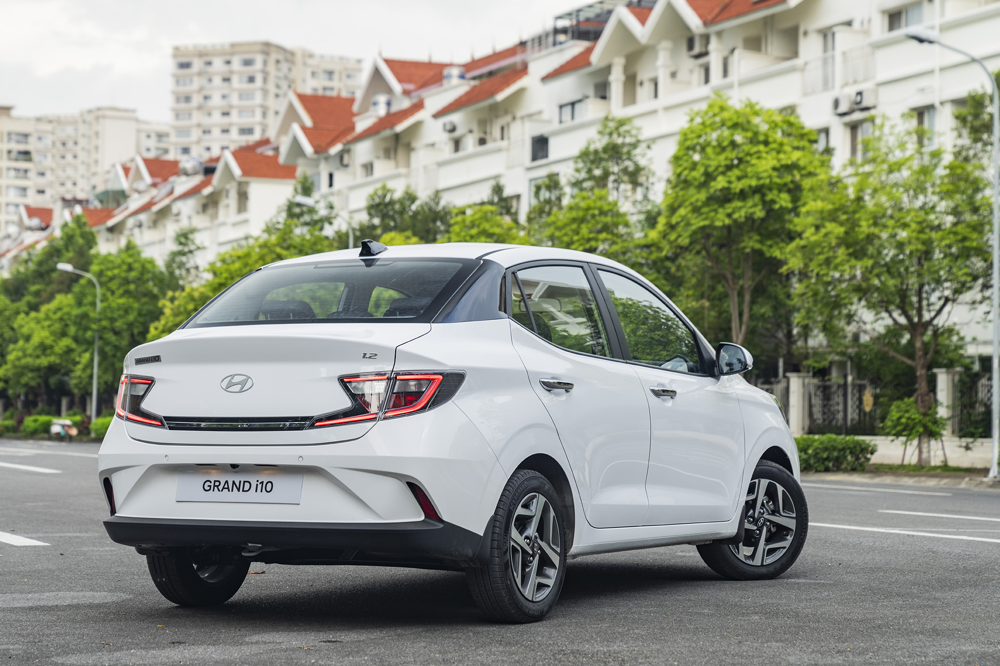 giá lăn bánh hyundai i10 - Hình 3