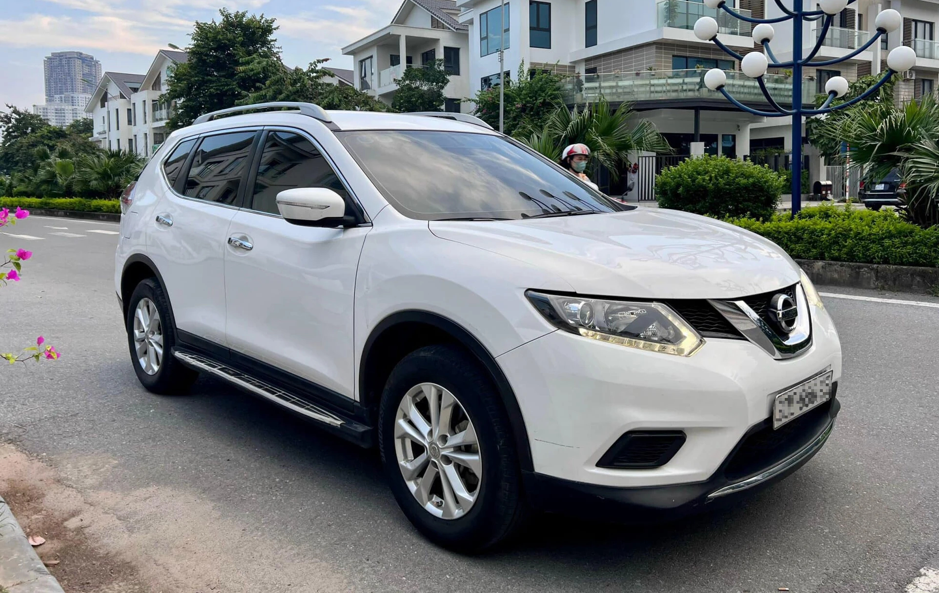 giá xe nissan x trail - Hình 4