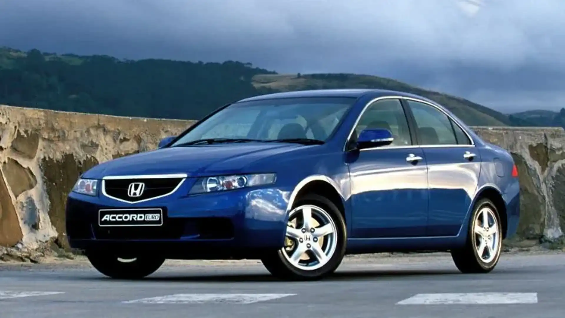 honda accord euro - Hình 4