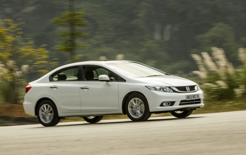 honda civic 2.0 at 2015 - Hình 2