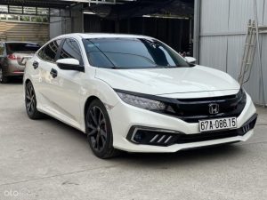 honda civic 2018 trắng