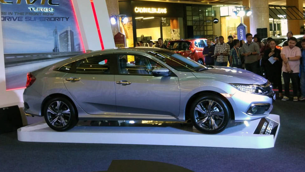 honda civic nhập khẩu thái lan