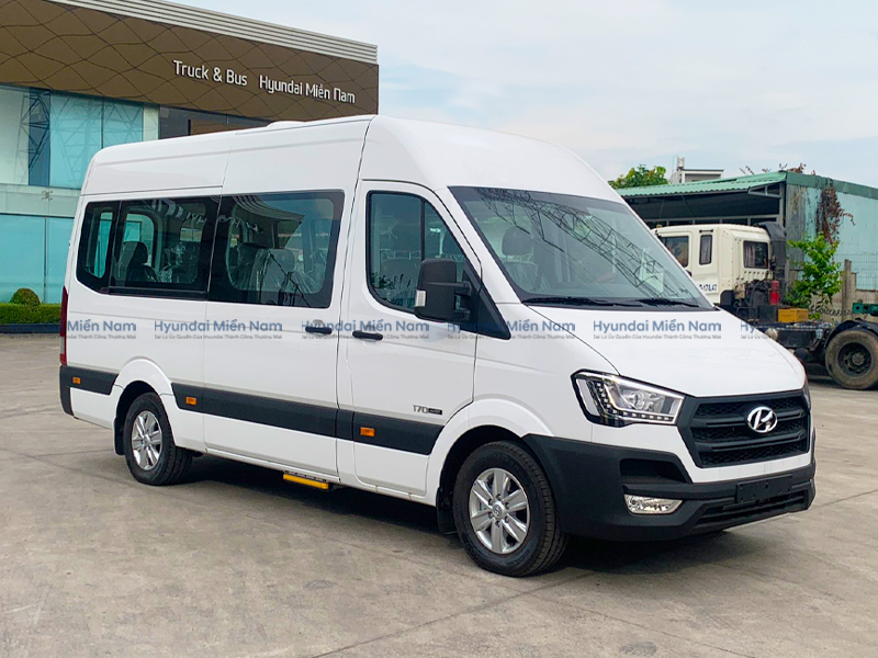 hyundai 16 chỗ - Hình 1