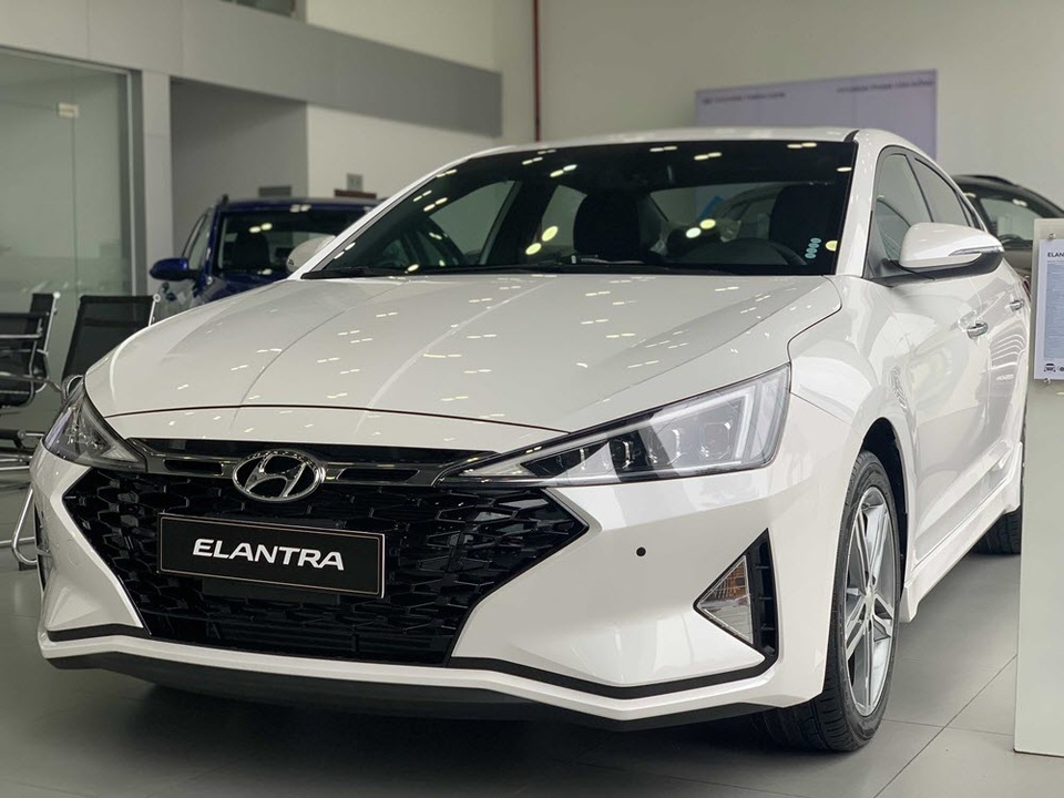 hyundai 4 chỗ - Hình 4