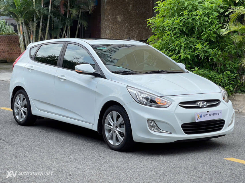 hyundai accent hatchback - Hình 5
