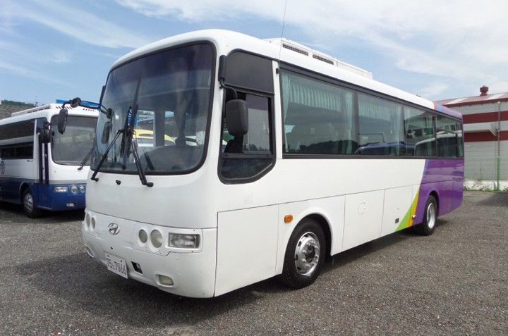 hyundai aero town - Hình 3