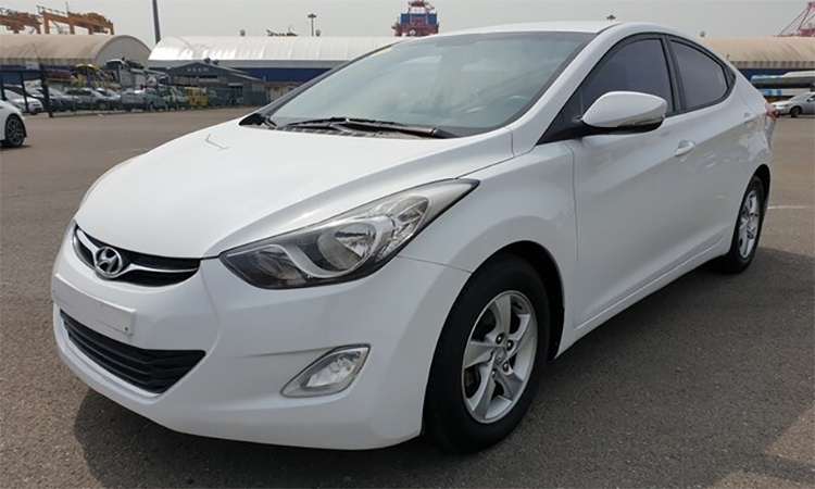 hyundai avante 2013