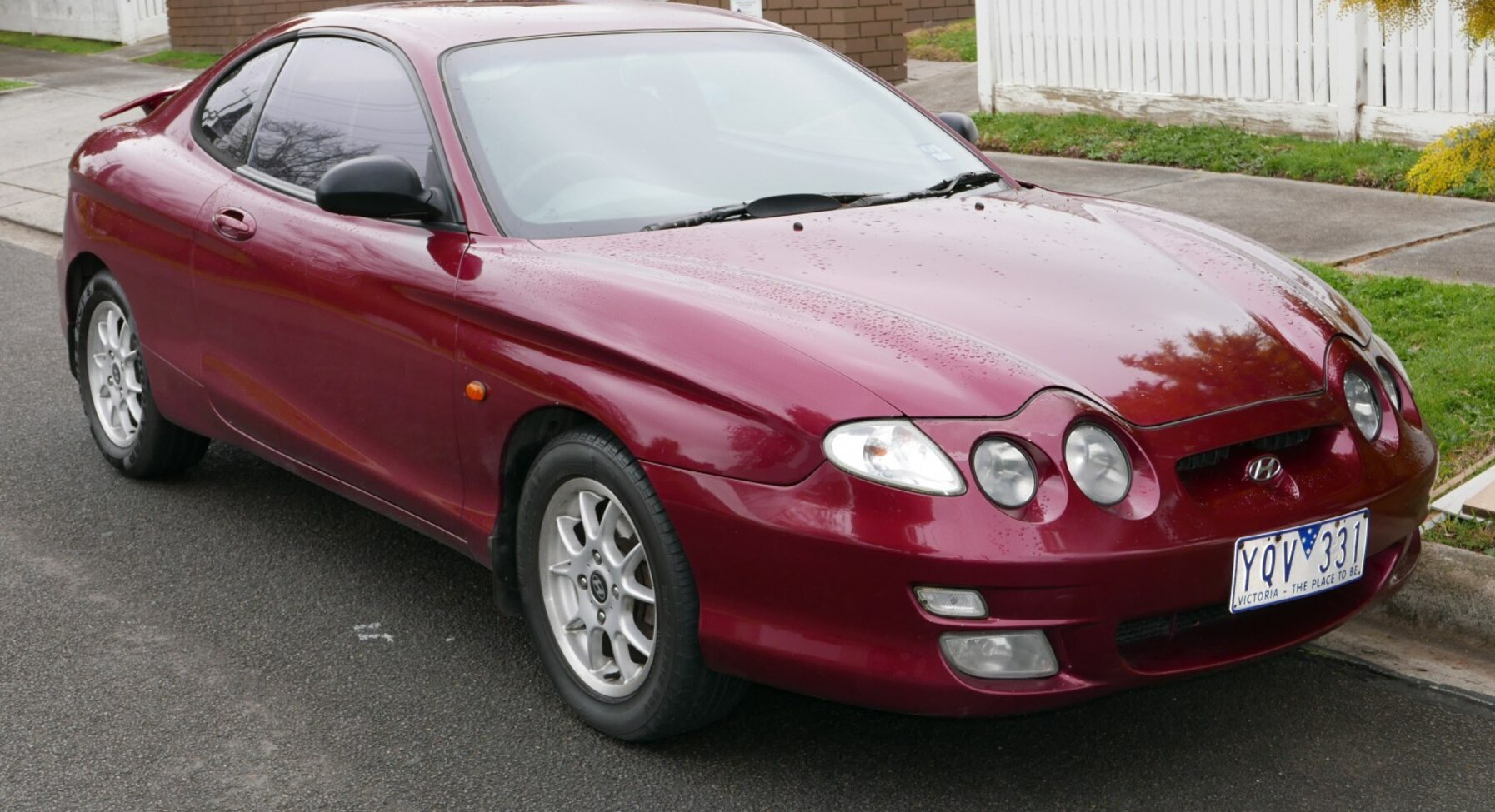 hyundai coupe - Hình 5