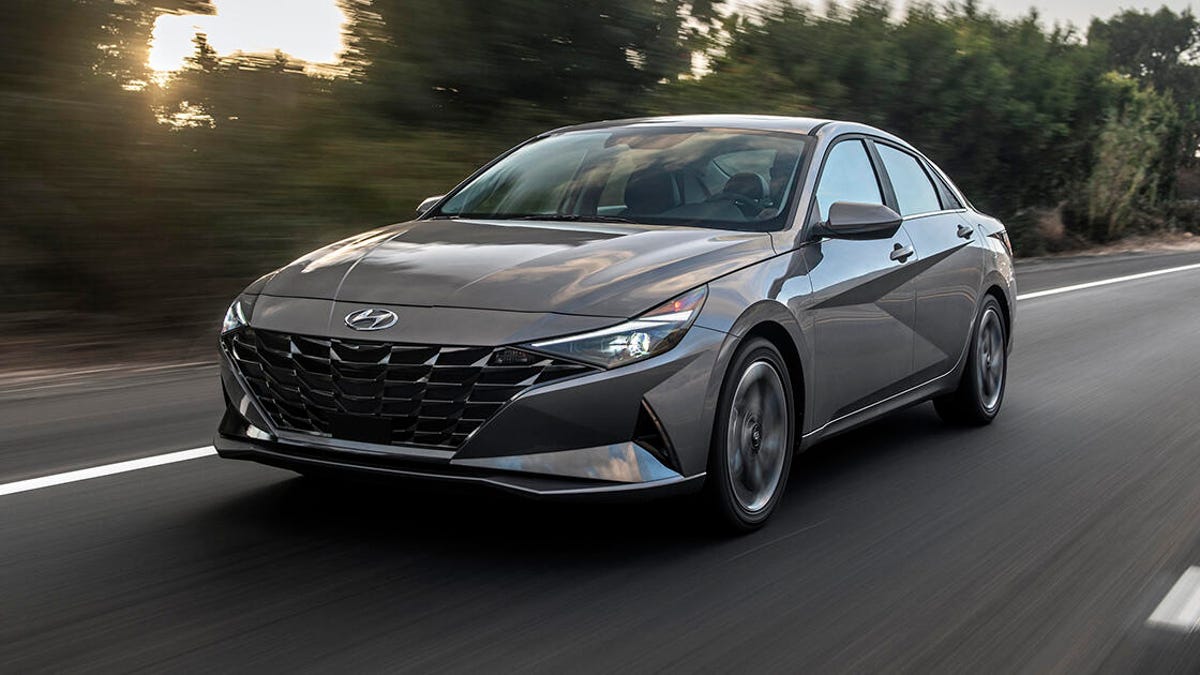 hyundai elantra hybrid - Hình 3