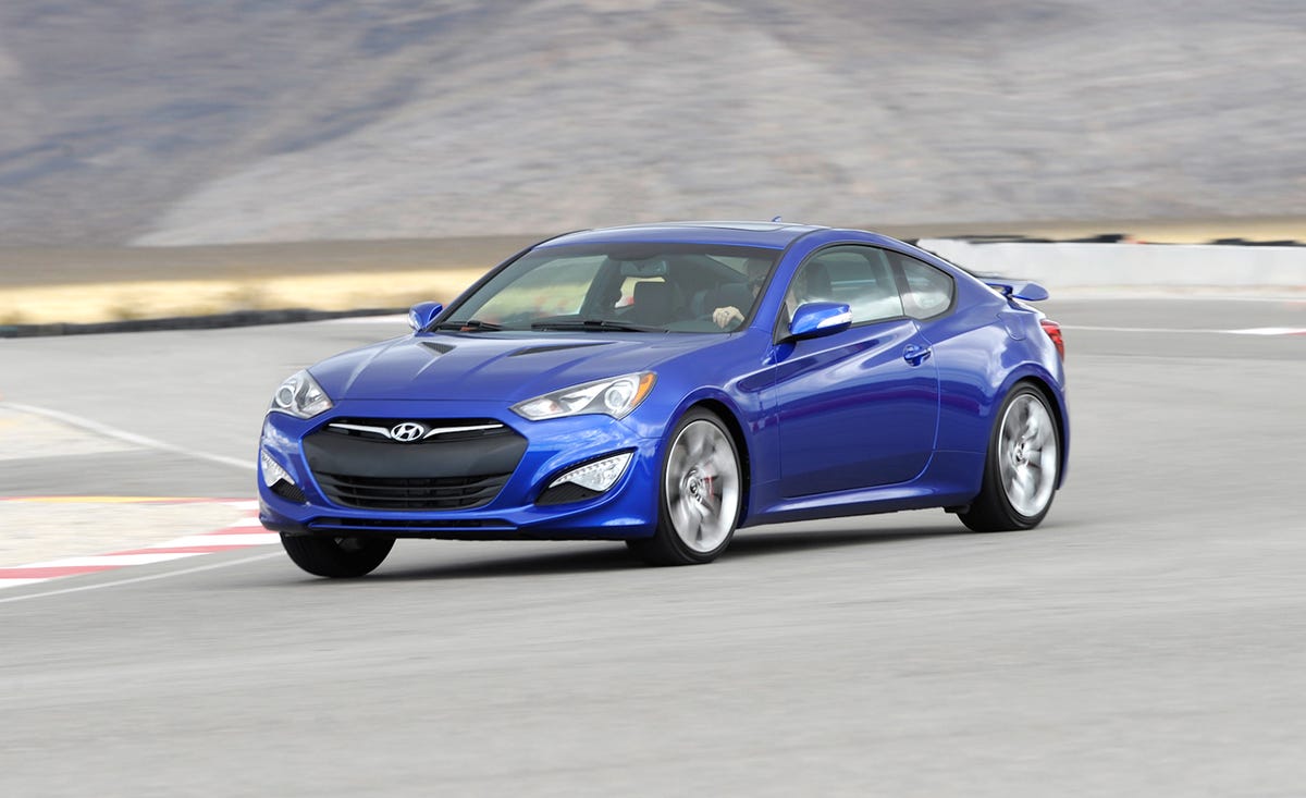 hyundai genesis coupe - Hình 2