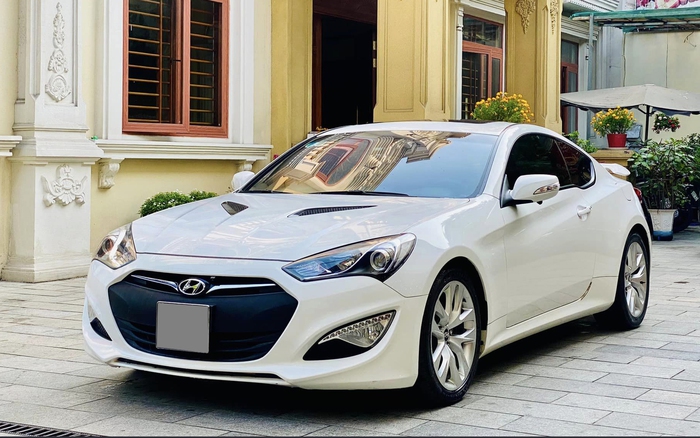hyundai genesis coupe - Hình 5