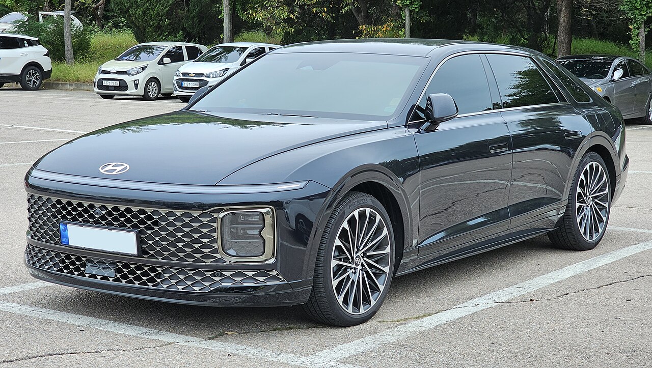 hyundai grandeur - Hình 2