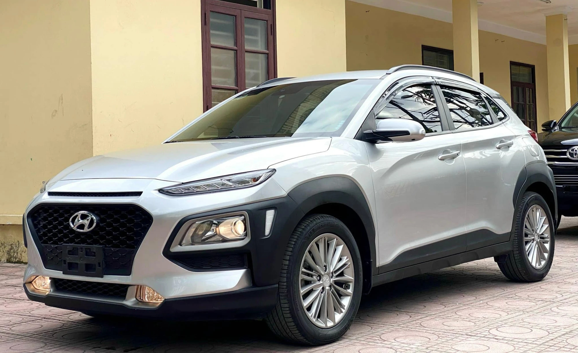 hyundai kona - Hình 2