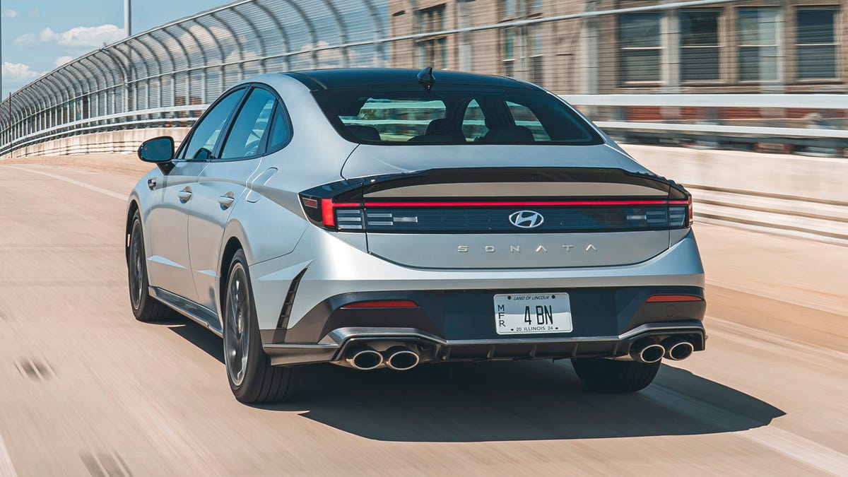 hyundai sonata - Hình 1