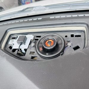 loa trung tâm mazda 3