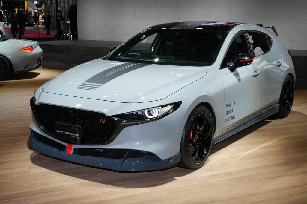 Mazda 3 Độ Thể Thao: Hướng Dẫn Toàn Diện Từ A-Z Cho Chiếc Sedan Cá Tính 2 mazda 3 độ thể thao - Hình 4