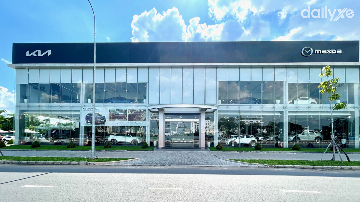 mazda phú mỹ hưng - Hình 2