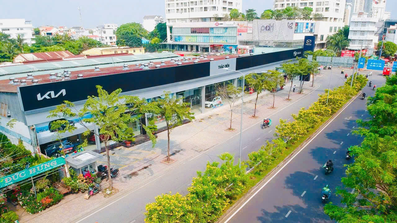 mazda thảo điền - Hình 3