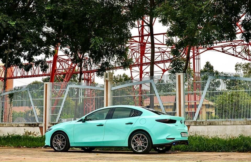 mazda xanh ngọc - Hình 5
