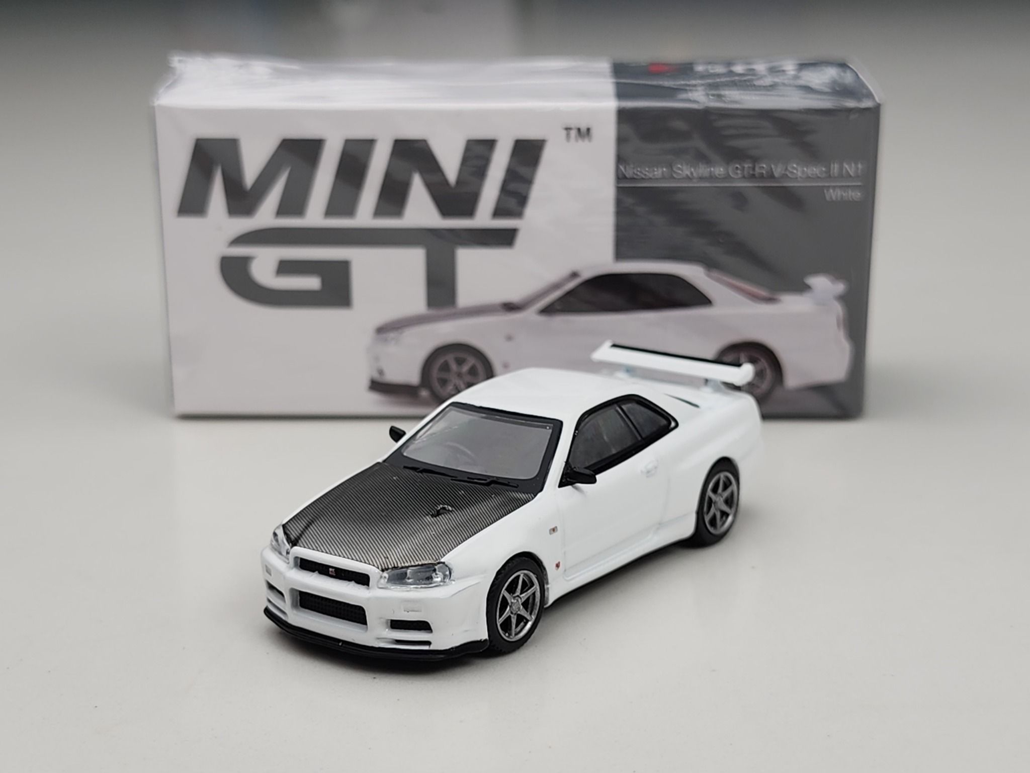 mini gt nissan skyline r34 - Hình 4