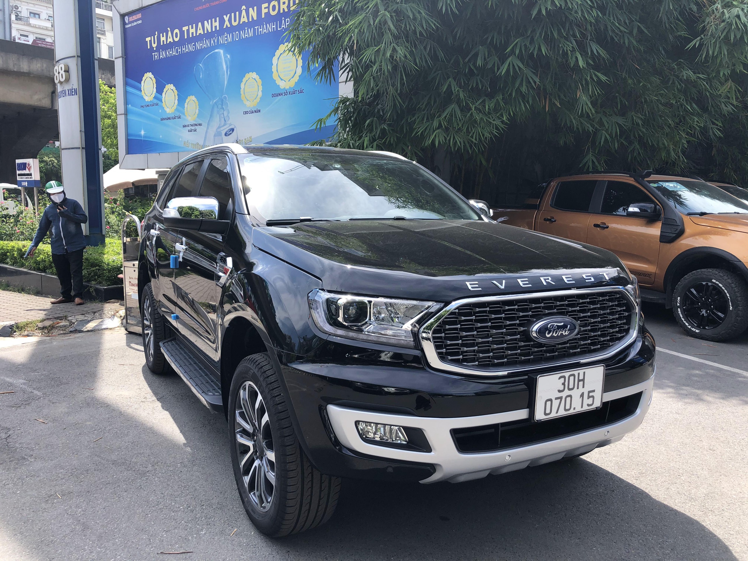 mua ford everest - Hình 4
