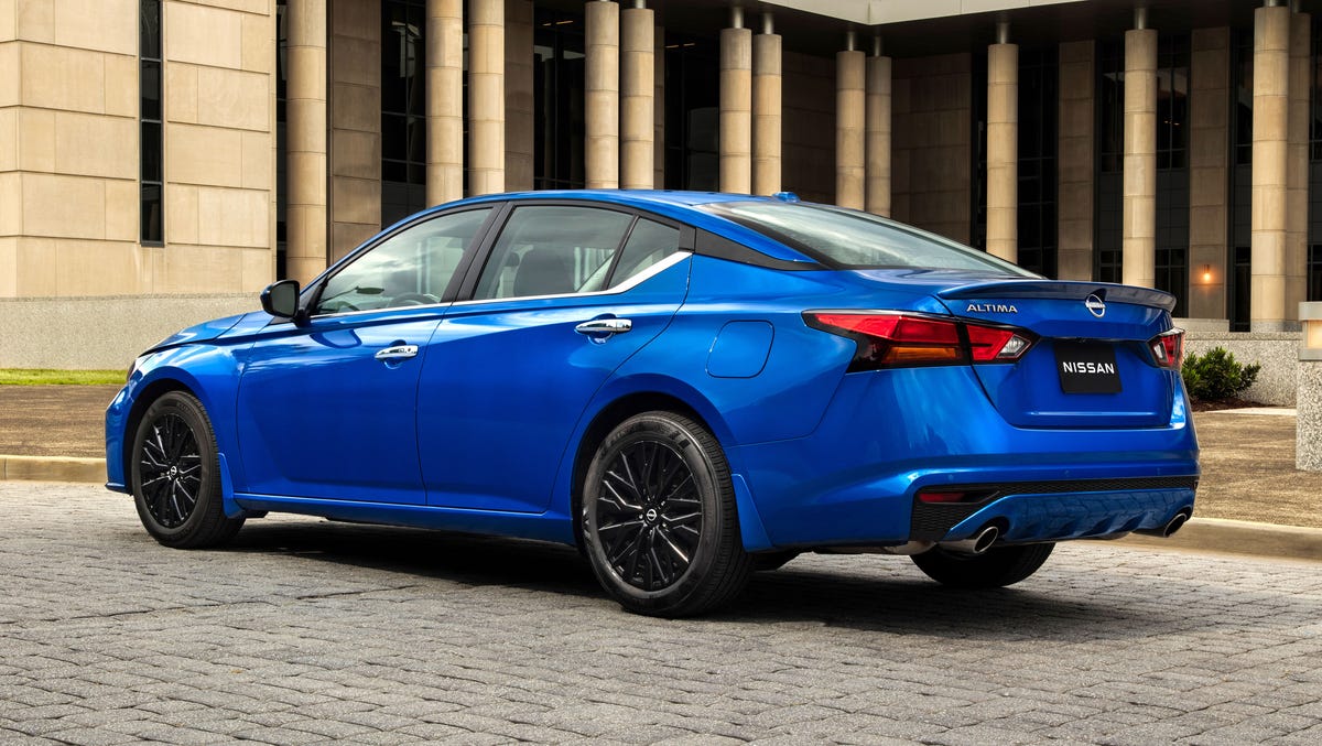 nissan altima - Hình 4