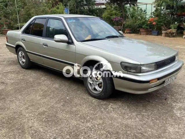 nissan bluebird u12 - Hình 4