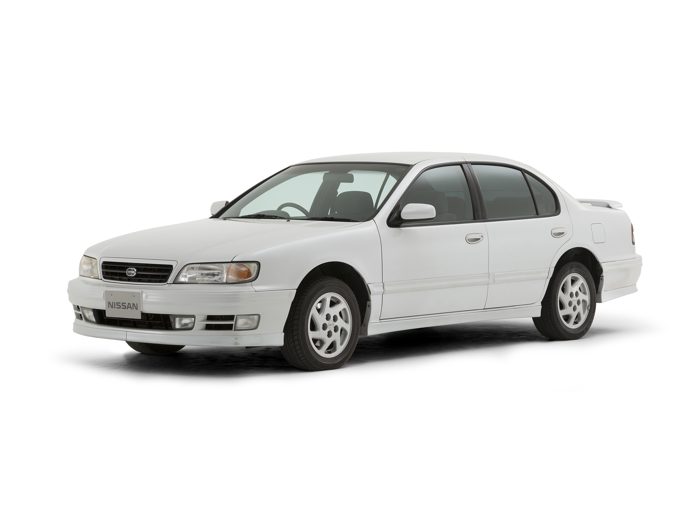 nissan cefiro - Hình 2