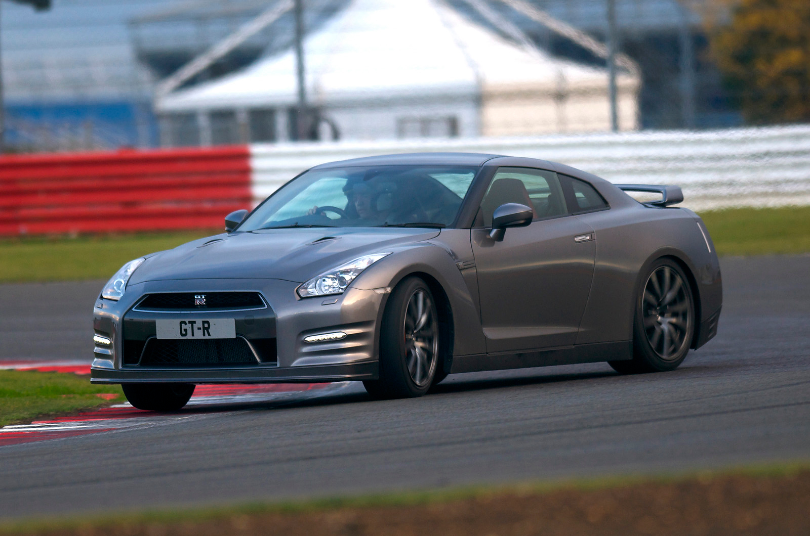 nissan gtr 2007 - Hình 4
