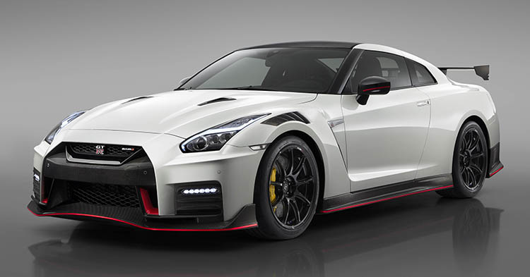 nissan gtr nismo r35 - Hình 3