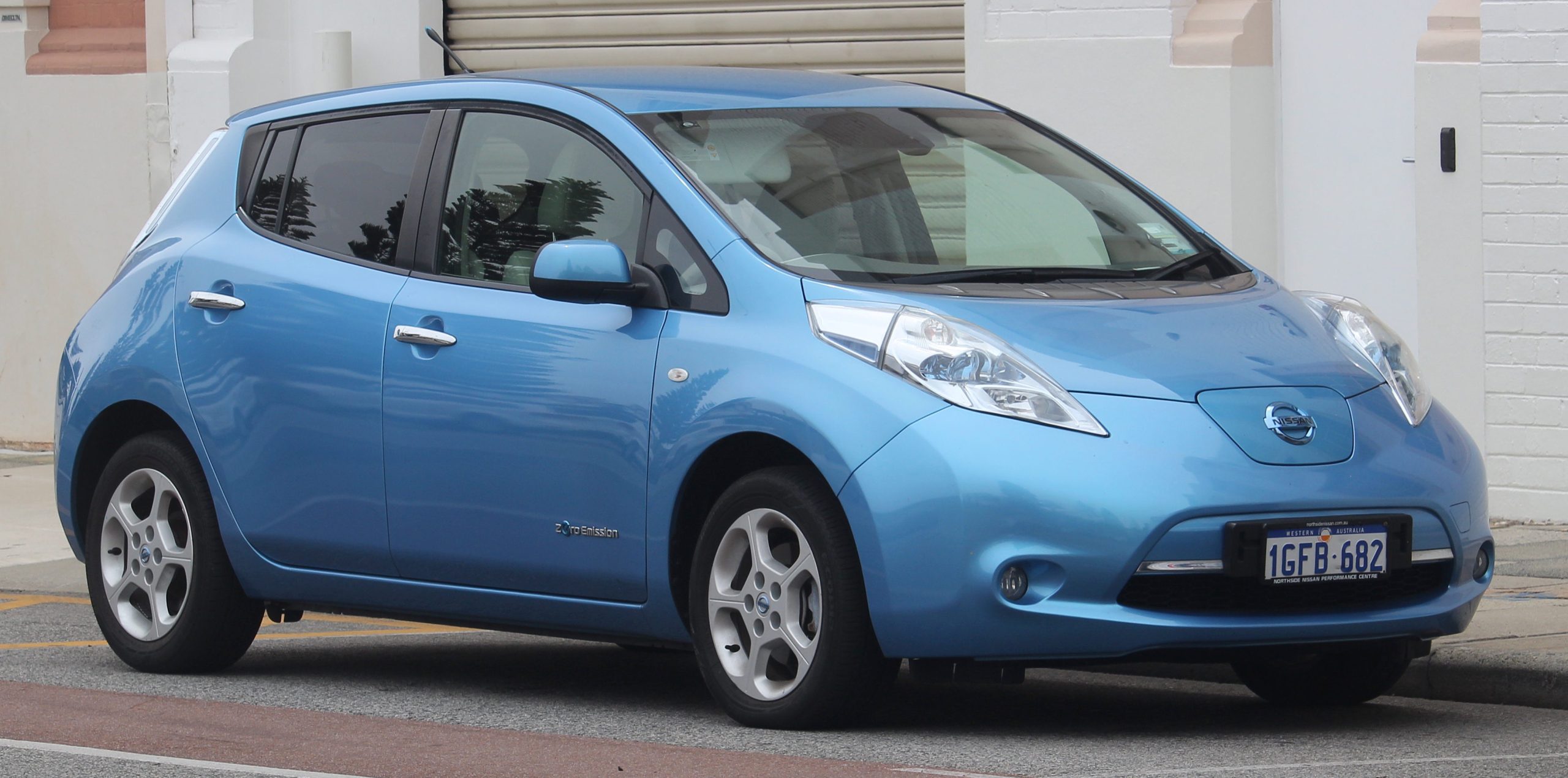 nissan leaf - Hình 3