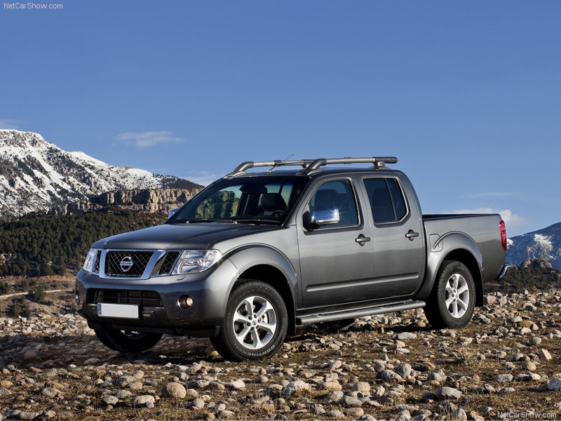 nissan navara 2012