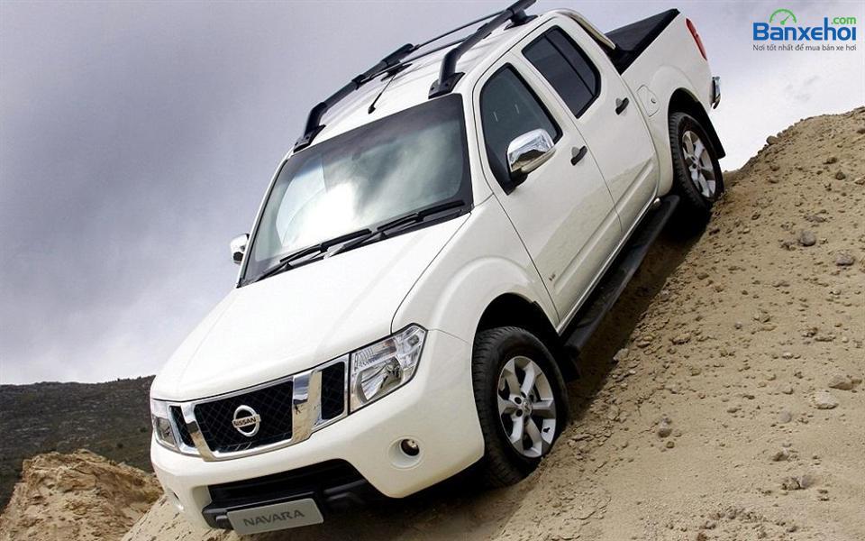 nissan navara 2014 - Hình 2