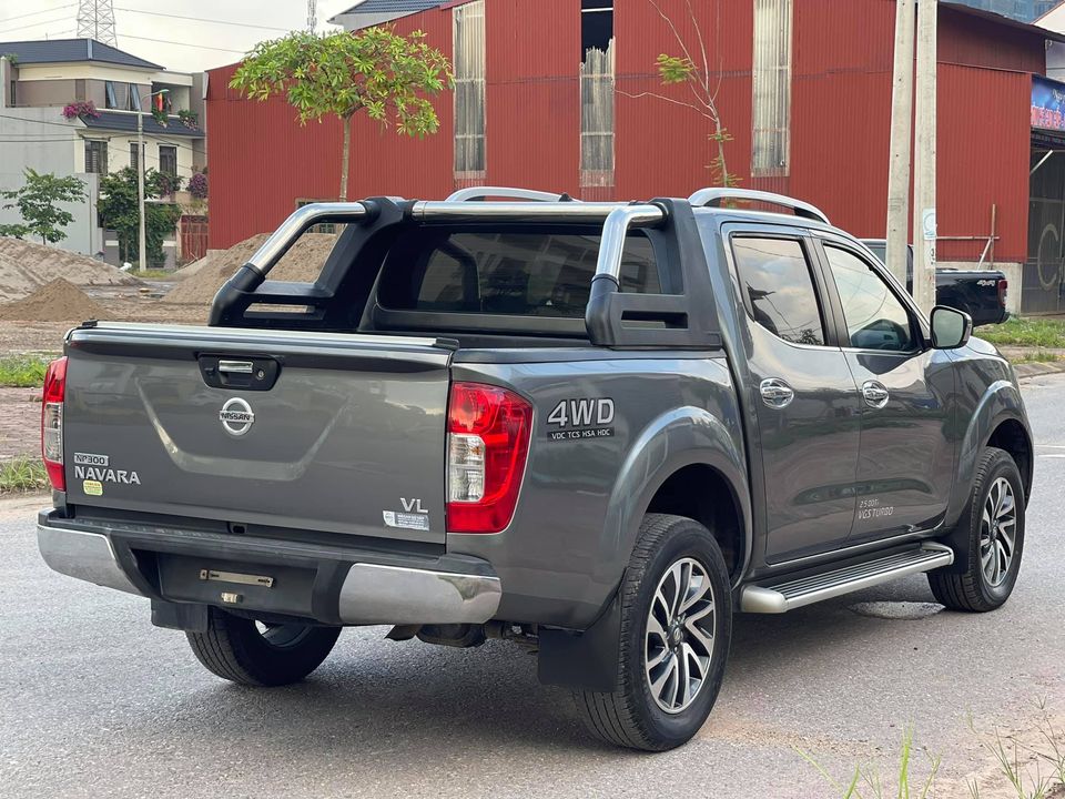 nissan navara 2015 - Hình 4