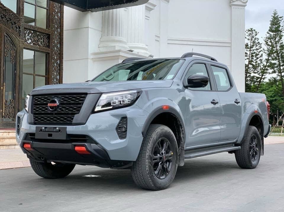 nissan navara 2022 - Hình 2