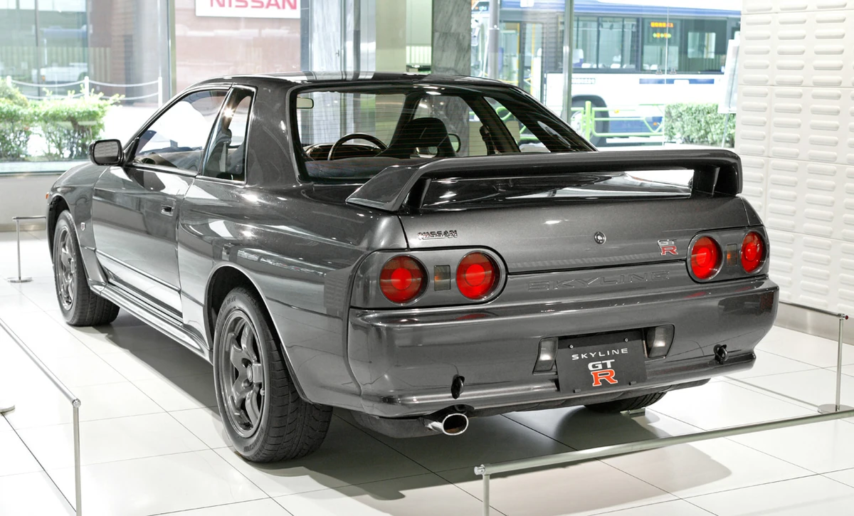 nissan r32
