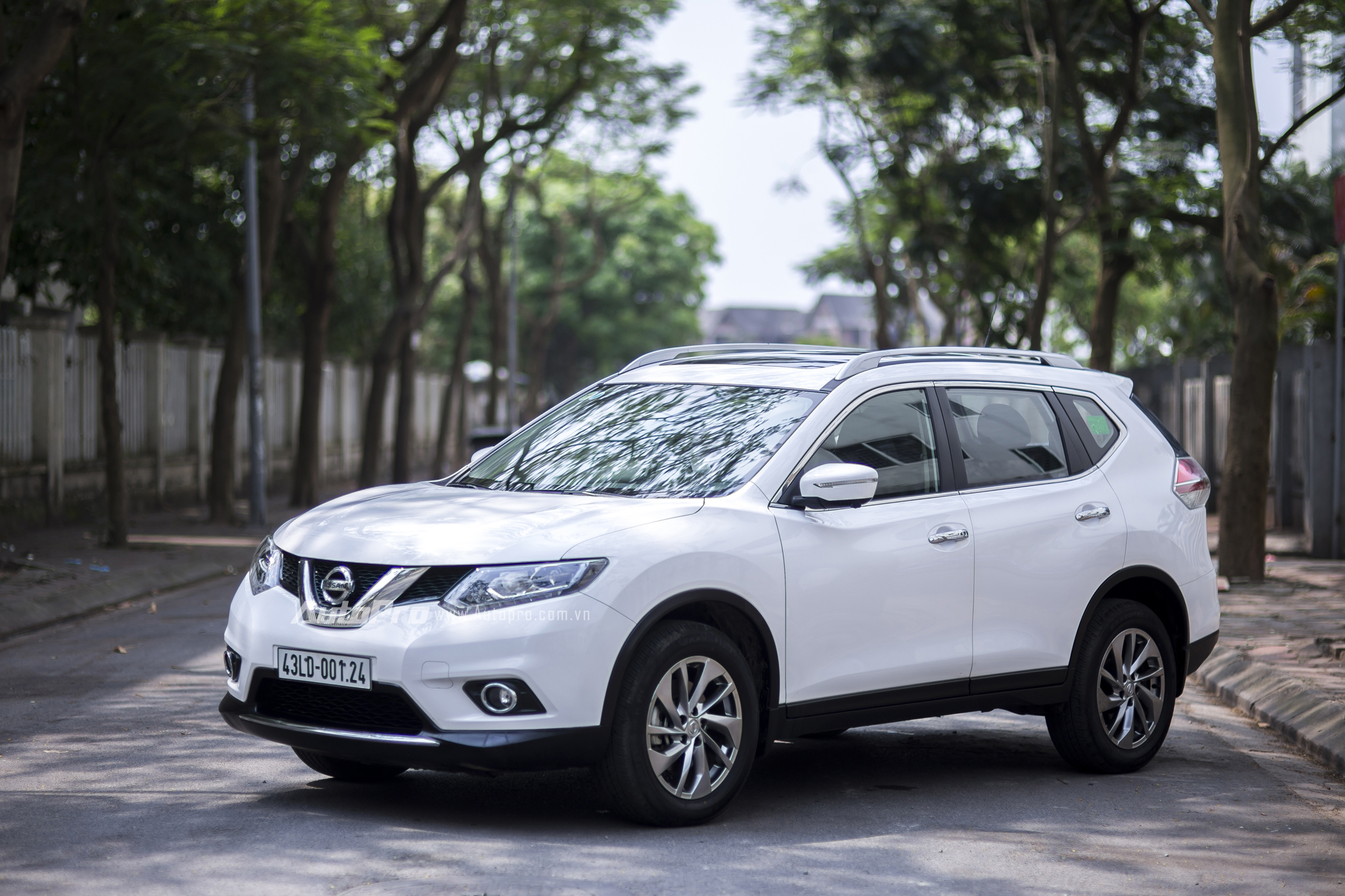 nissan x-trail - Hình 3