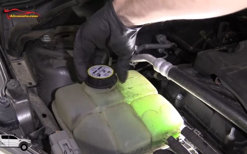 nước làm mát mazda 3 - Hình 1