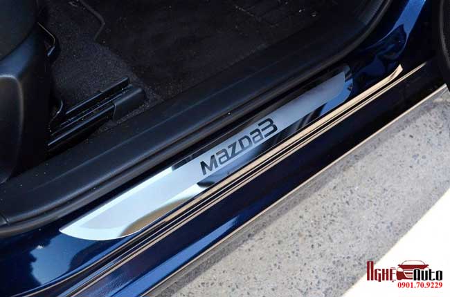 ốp bậc cửa mazda 3 - Hình 2