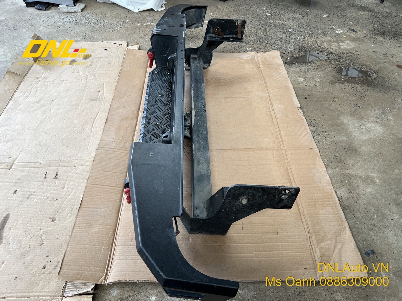 thanh lý cản sau ford ranger - Hình 2