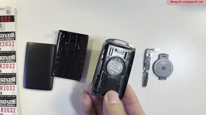 thay pin chìa khóa mazda - Hình 4