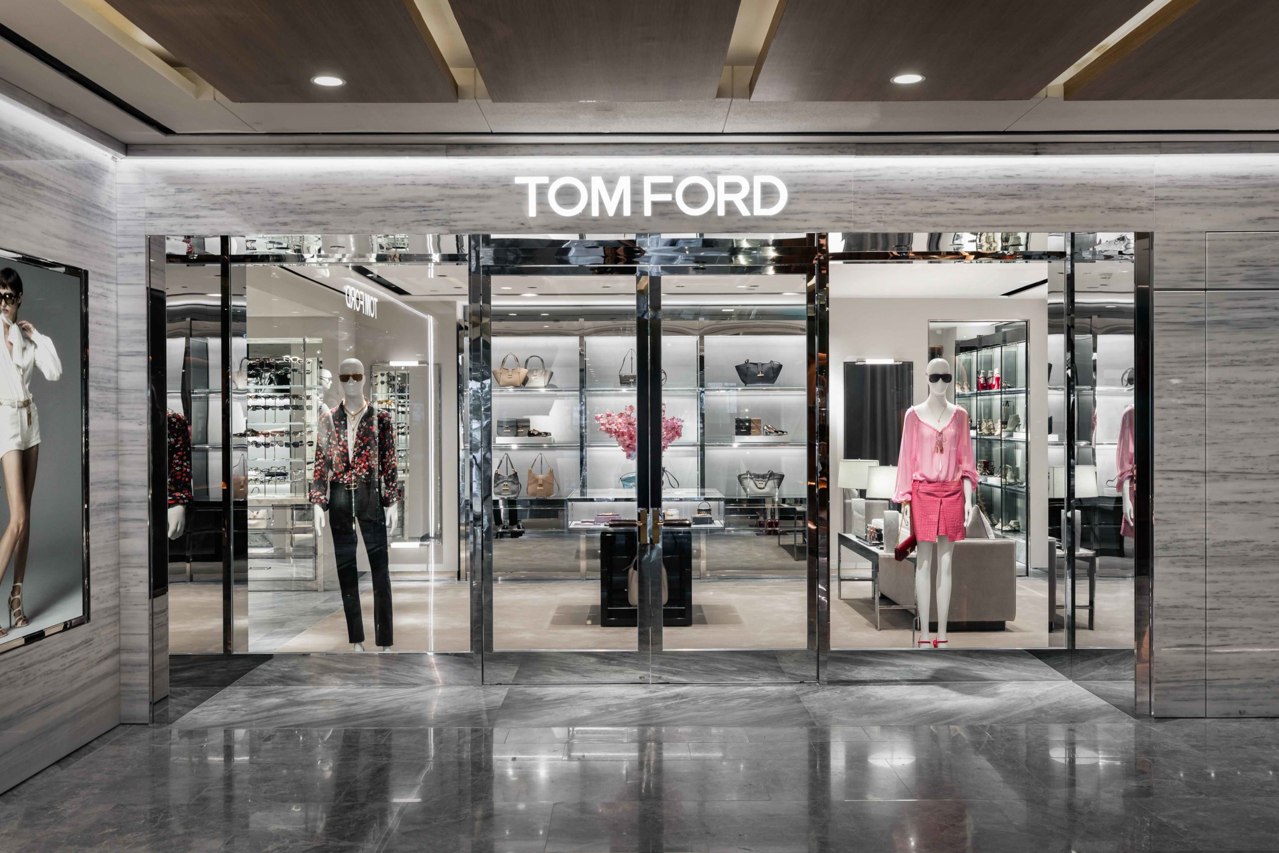 tom ford shop - Hình 2