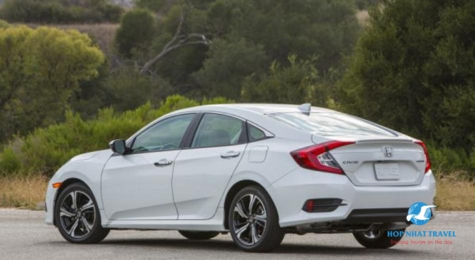 xe 4 chỗ honda civic - Hình 2