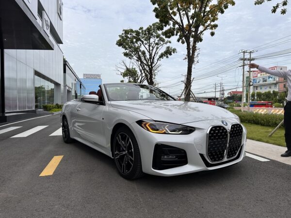 xe bmw 4 chỗ - Hình 5